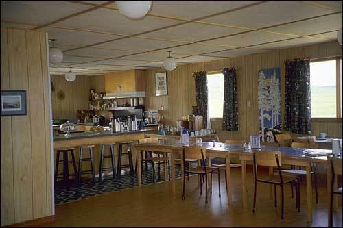 Peterson'S Point Lake Lodge Yellowknife Extérieur photo