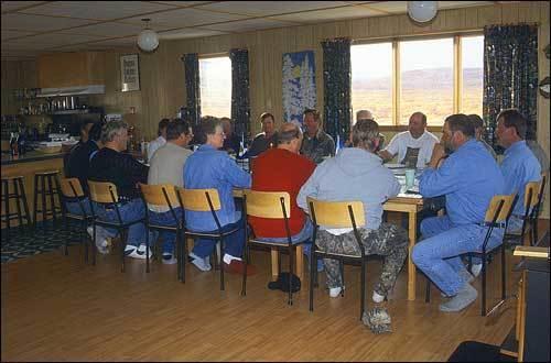 Peterson'S Point Lake Lodge Yellowknife Extérieur photo